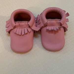 Freshly Picked size 0 pink moccasins